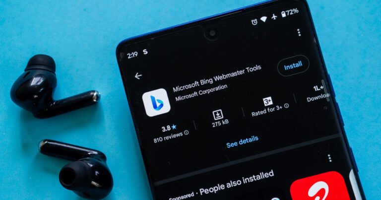 Bing Webmaster Tools categorizes AI search queries into topics.