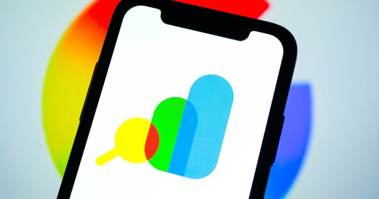 Google Search Console offre la possibilité de filtrer par différents pays.